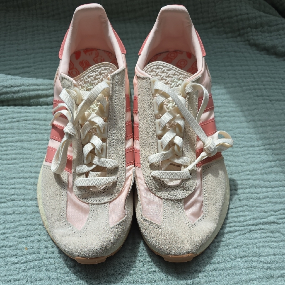 Adidas Women's Soft Pink and Cream Sneakers
